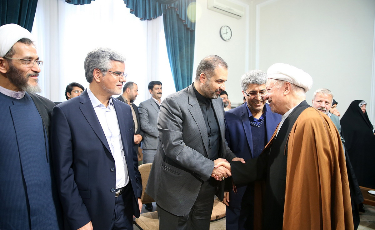 دیدار نامزدهای اصلاح طلب و اعتدال گرا با هاشمی رفسنجانی
