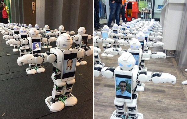 ربات‌ها در صف خرید آیفون 7 (تصاویر)