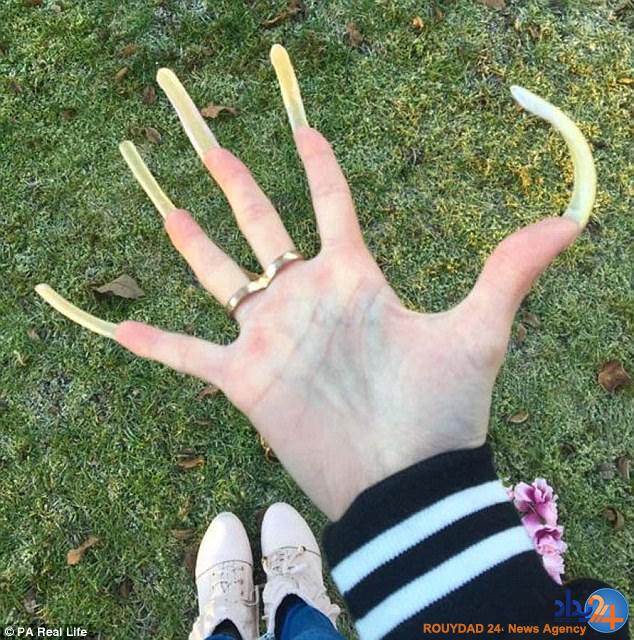 ناخن‌های 15 سانتی دختر 16 ساله (تصاویر)
