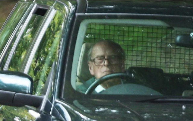 خداحافظی همسر ۹۷ ساله ملکه بریتانیا با رانندگی+عکس
