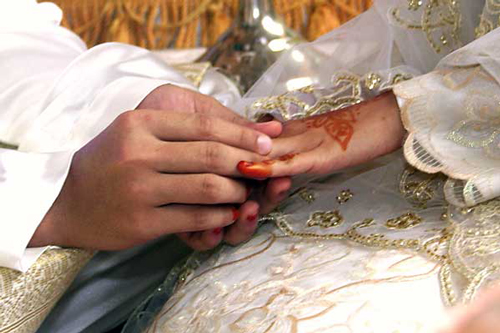 اسلام هیچ تاکیدی بر کودک همسری ندارد/ طرح مجلس برای جلوگیری از ازدواج دختران زیر ۱۳ ساله گامی مناسب است