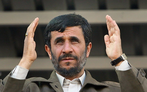احمدی‌نژاد برای انتخابات مجلس نقشه می‌کشد؟