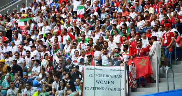 مجوز فیفا برای نصب شعار حمایت از حضور زنان ایرانی در ورزشگاه‌ها
