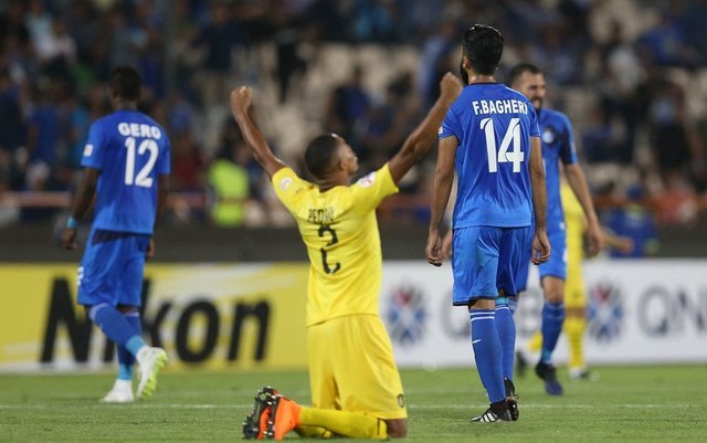 استقلال با نتیجه سه بر یک در خانه مقابل السد قطر شکست خورد.