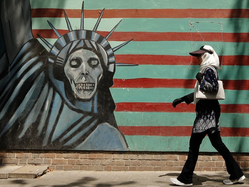 همه چیز درباره تحریم‌های آمریکا/ آیا ایران جان سالم بدر خواهد برد؟