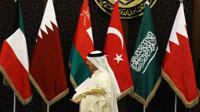 بی‌طرفی در خاورمیانه ممکن نیست/ دو راهی قطر در صورت حمله آمریکا به ایران