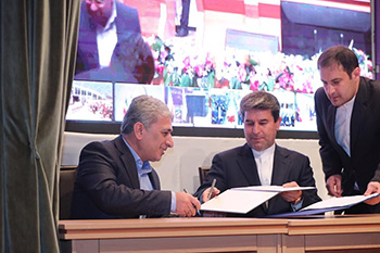 مدیرعامل بانک ملی ایران و استاندار آذربایجان غربی تفاهمنامه همکاری امضا کردند