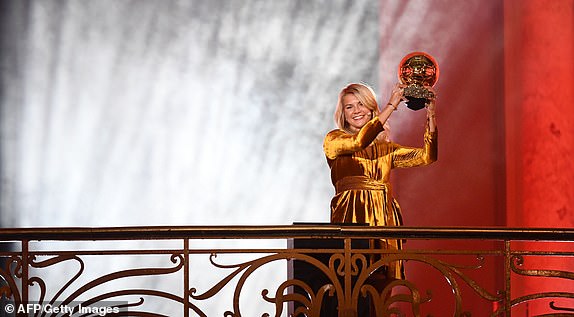 لوکا مودریچ، برنده توپ طلای سال ۲۰۱۸/ آدا هگربرگ بهترین بازیکن زن جهان