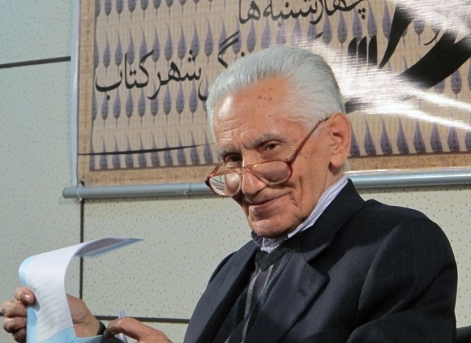 احمد سمیعی گیلانی