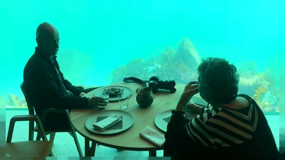 اولین رستوران زیردریایی اروپا +فیلم