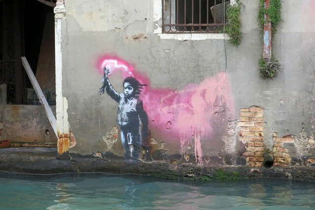 نقاشی دیواری «بنکسی» این بار در بینال ونیز +عکس