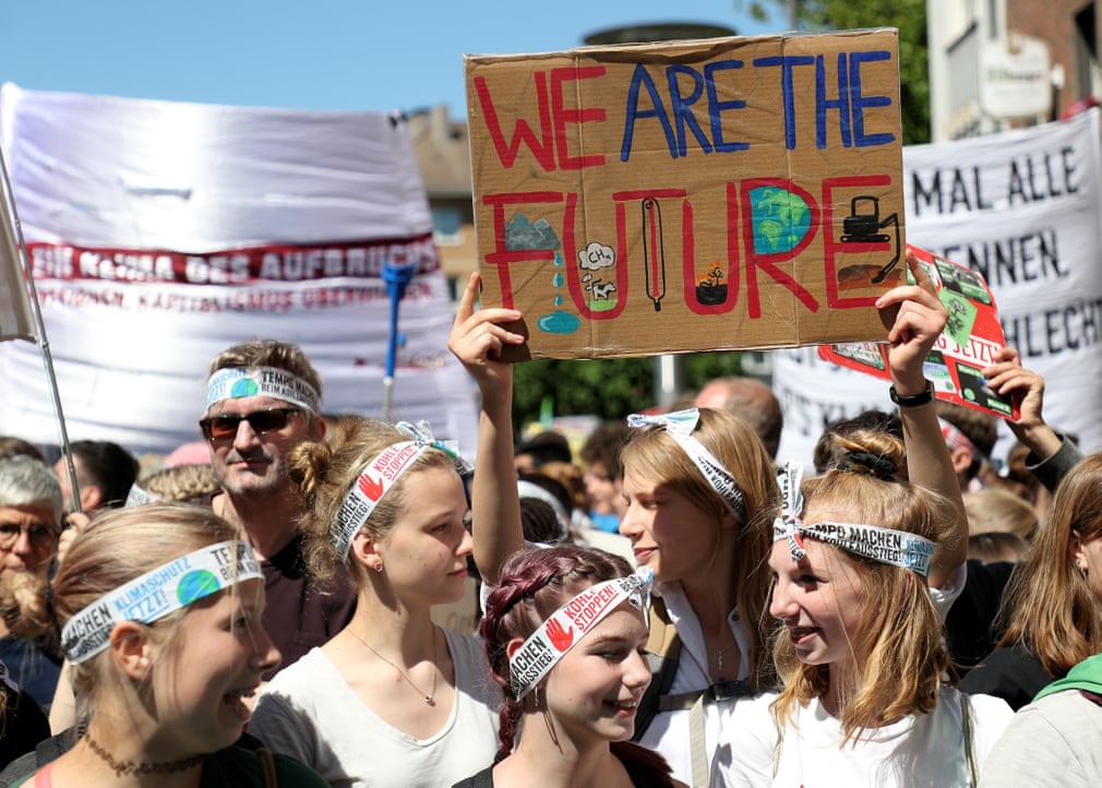 تظاهرات دانشجویان طرفدار محیط زیست در آلمان علیه تغییرات اقلیمی