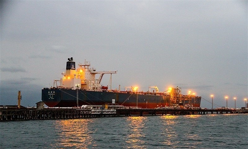 عربستان نفتکش ایران را پس نمی‌دهد/ زنگنه: دنبال بازگرداندن کشتی به ایران هستیم