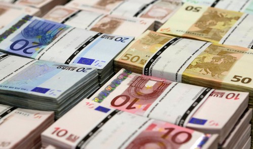 بدهی خارجی ایران ۱۵۷۰ میلیون یورو کم شد
