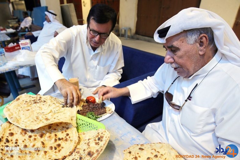 محبوبیت نان ایرانی در کویت‎ +تصاویر