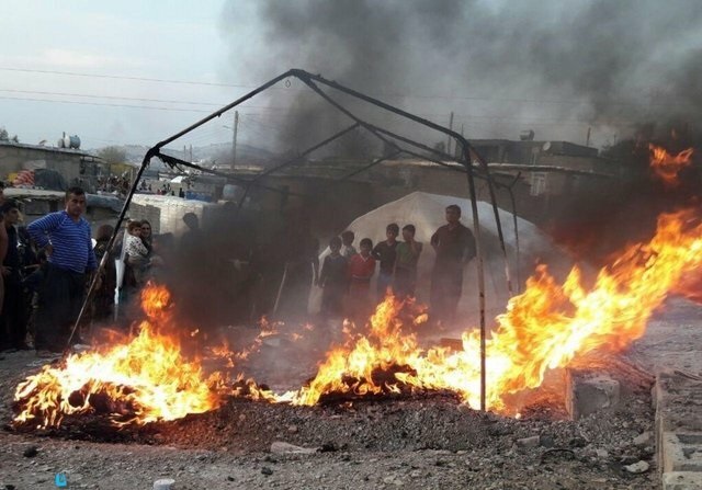 آتش سوزی در کانکس و چادر یک خانواده زلزله زده سرپل ذهاب