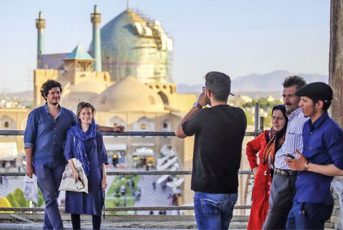 راه دشوار مونسان در وزارت میراث فرهنگی و گردشگری/ ایران چگونه می‌تواند سهم خود از گردشگری جهان را افزایش دهد؟