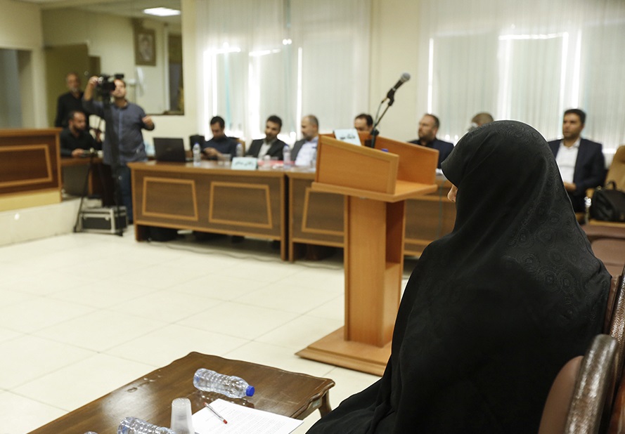 اولین جلسه دادگاه رسیدگی به اتهامات شبنم نعمت‌زاده