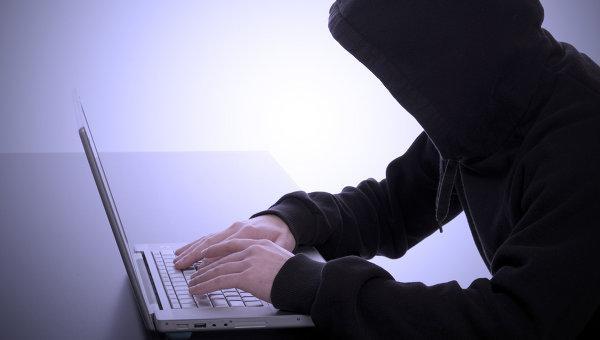 سرقت اینترنتی ۲ نوجوان از ۱۰۰۰ شهروند
