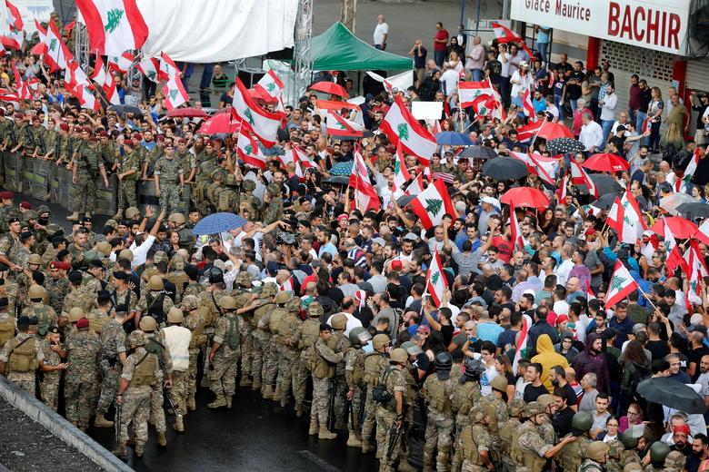 اعتراضات سراسری در لبنان