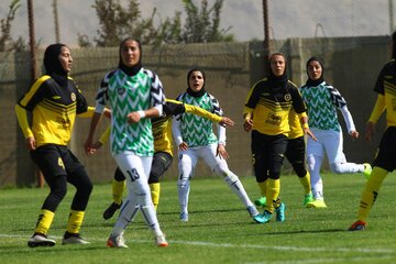 تیم فوتبال بانوان سپاهان پارس بوشهر را با هفت گل شکست داد