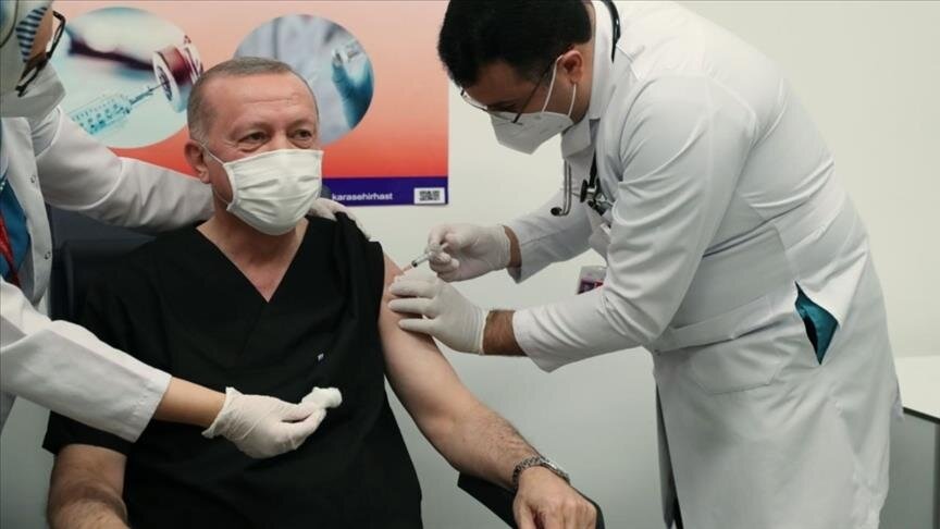 اردوغان واکسن کرونا زد + عکس