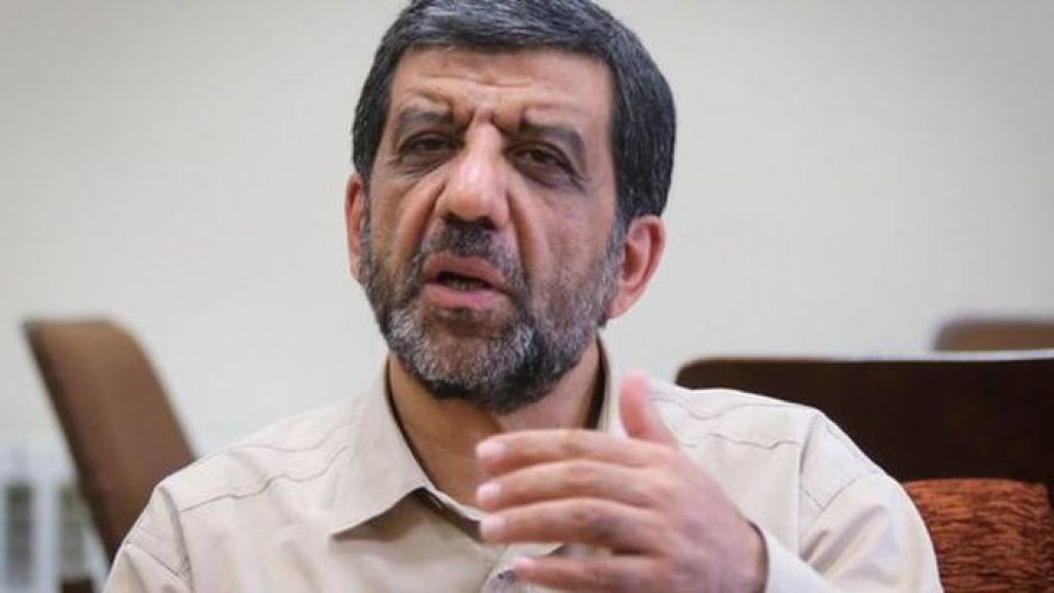 شبیه‌ترین کاندیدایِ انتخابات ۱۴۰۰ به احمدی نژاد زیر میز می‌زند؟ / دلخوری سیاسی  ضرغامی از اصولگرایان