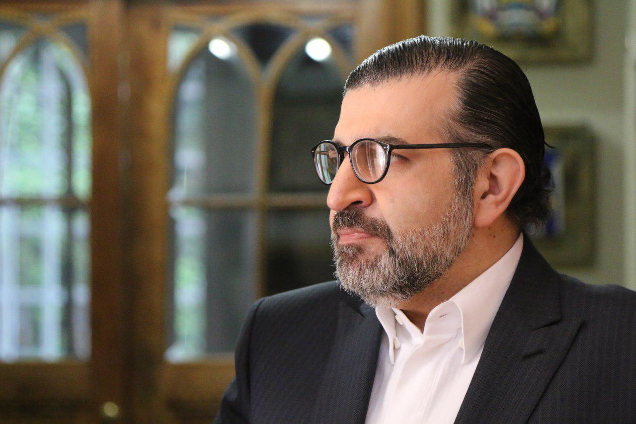 صادق خرازی: ظریف می‌تواند پدیده انتخابات ۱۴۰۰ باشد