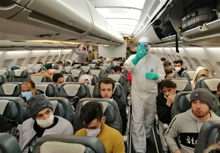 فاصله‌گذاری اجتماعی در هواپیما