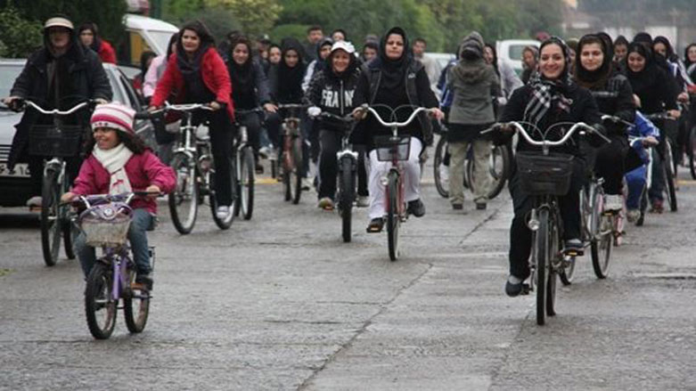 ممنوعیت دوچرخه‌سواری بانوان 