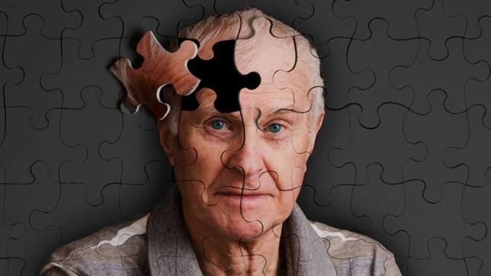 چرا آلزایمر می‌گیریم؟