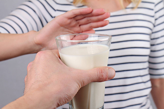 حساسیت به لاکتوز شیر 