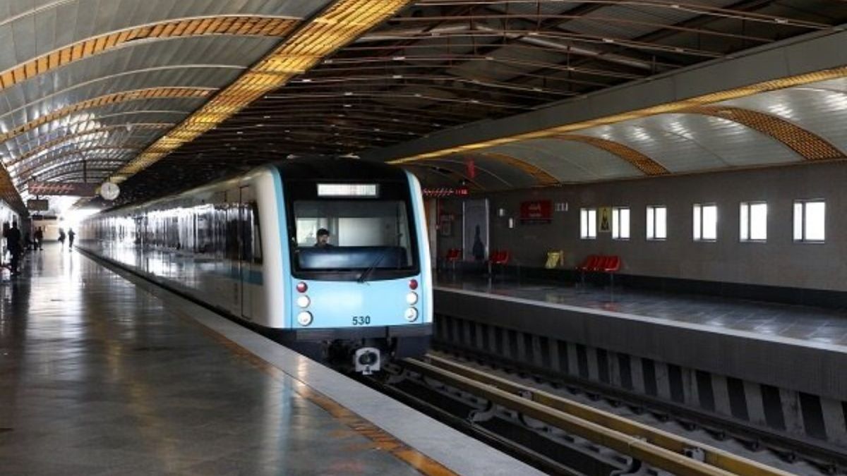 کاهش ۳۱ درصدی مسافران مترو با شروع محدودیت‌های کرونایی