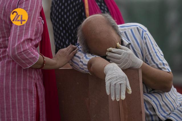 غم بارترین تصاویر از روز‌های جنگ با کرونا در هند