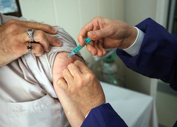 واکسن برای اتباع افغان