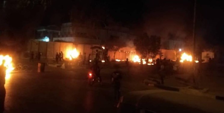 آتش زدن  کنسولگری ایران در کربلا 