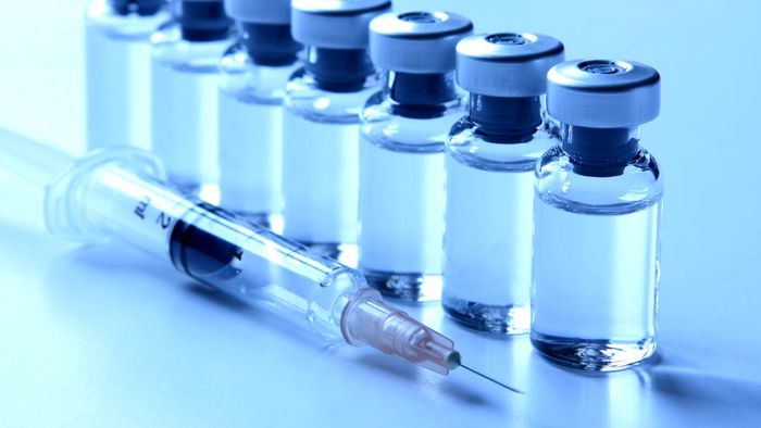 قیقیمت‌های نجومی واکسن کرونامت‌های نجومی واکسن «کرونا» در بازار سیاه