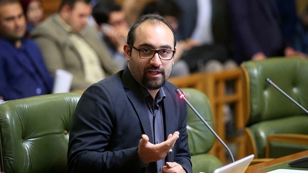عضو شورای شهر تهران: برخورد با دستفروشان بر خلاف رویه شورای پنجم است