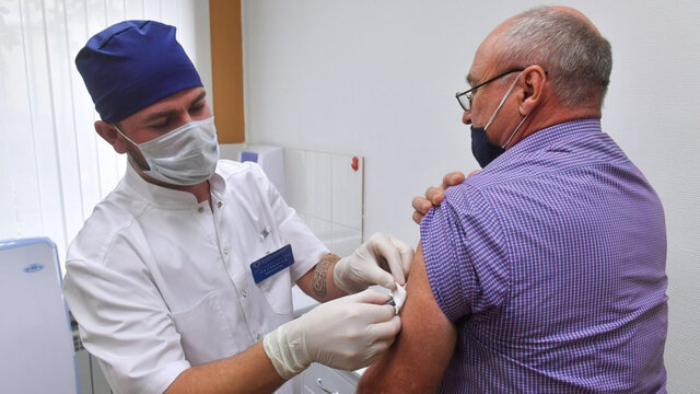 علت ازدحام در مراکز واکسیناسیون