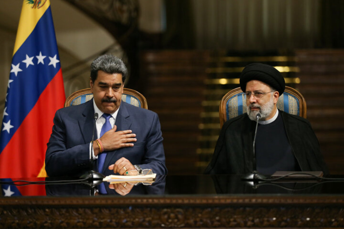 کپی‌برداری رئیسی از روی دست احمدی‌نژاد/ پیام سفر رئیس جمهور ونزوئلا به ایران چه بود؟