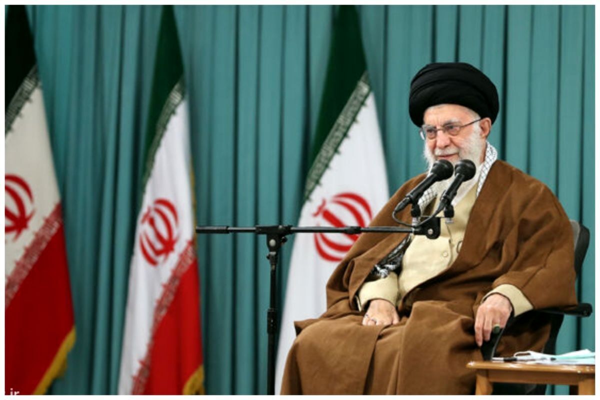 رهبر انقلاب: مبارزه با فساد نقطه قوت جمهوری اسلامی است/ می‌خواهند این نقطه قوت را تبدیل به نقطه ضعف کنند