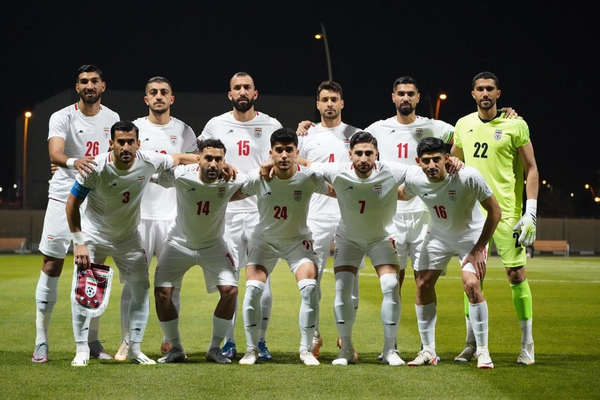 استقبال پرشور هواداران تیم ملی ایران قبل از اعزام به ورزشگاه