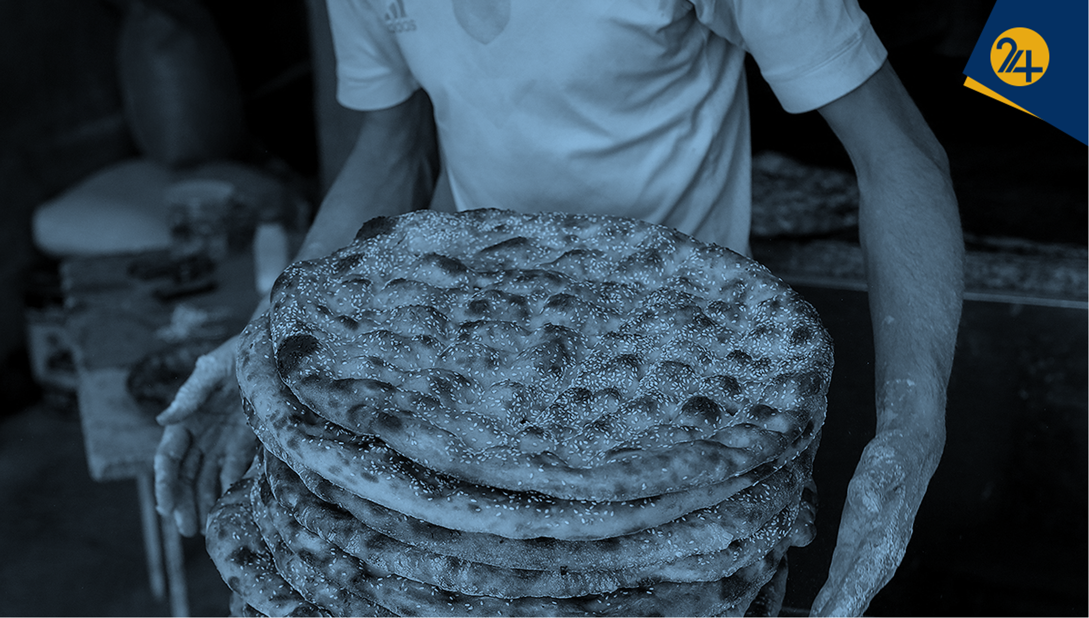 چرا مردم ایران نان بیشتری مصرف می‌کنند؟ | راغفر: چون چیز دیگری ندارد بخورند