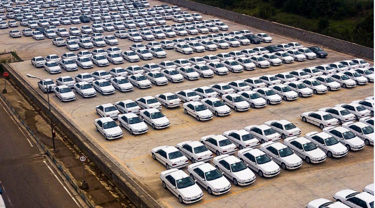 وزارت صمت ۱۵۰ همت پول مردم را بلوکه کرد/ واردات ۲۰۰ هزار دستگاه خودرو دروغ محض است