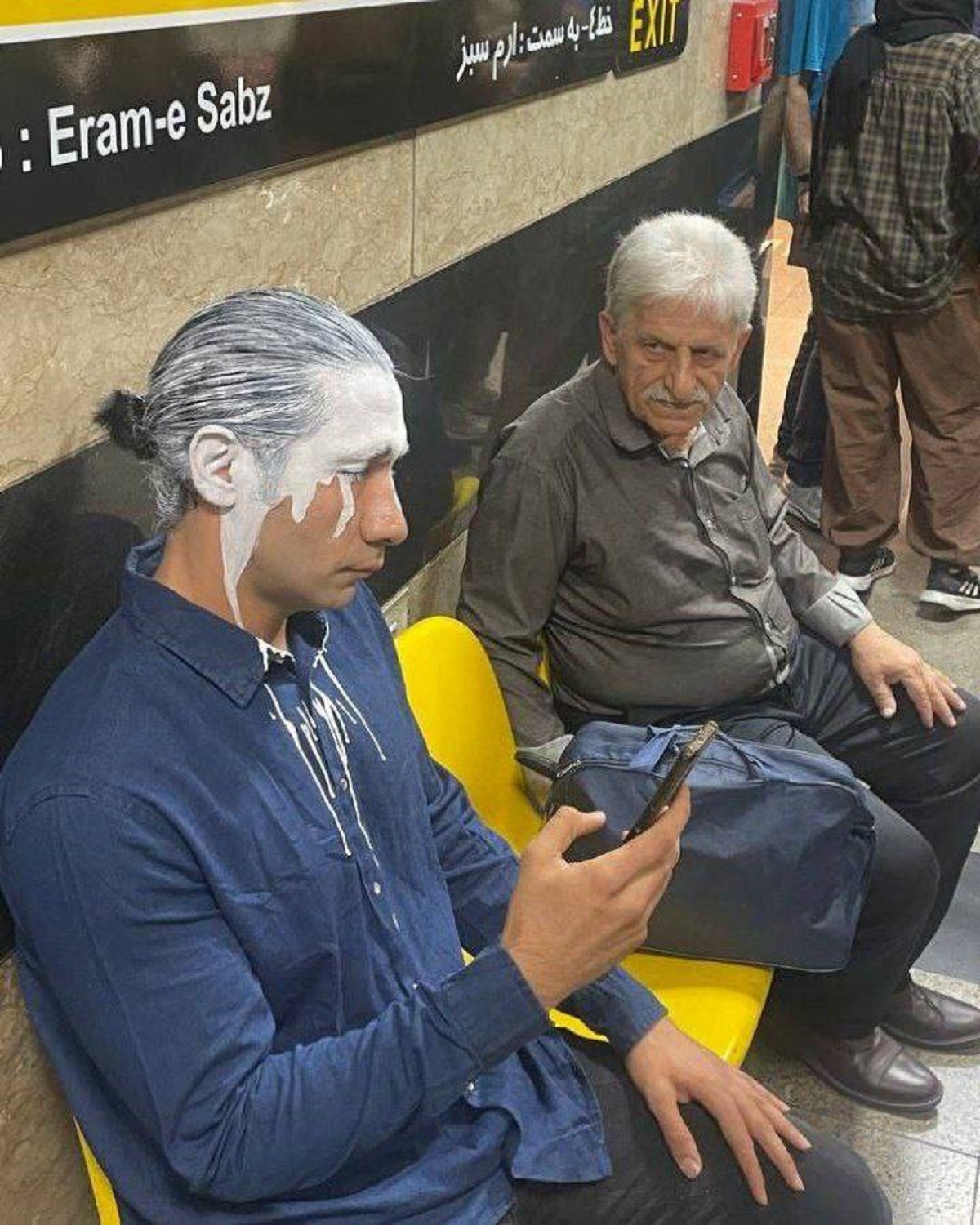 تصاویر افرادی با ظاهر عجیب در تهران!