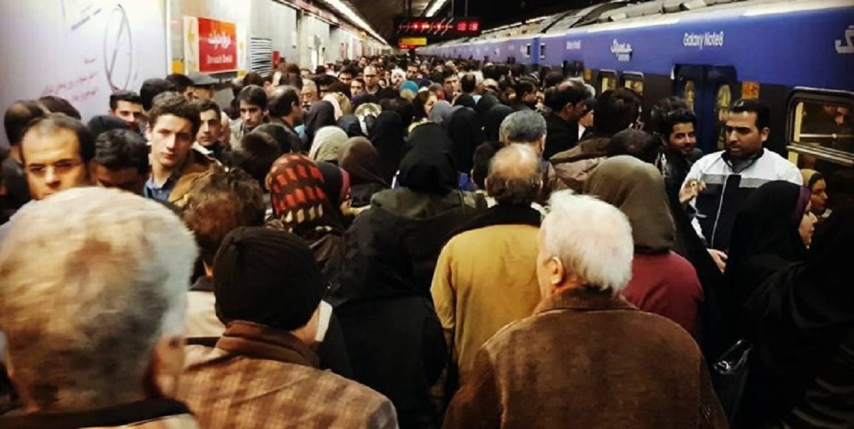 مترو تهران خراب شد، ده‌ها نفر زیر زمین ماندند!