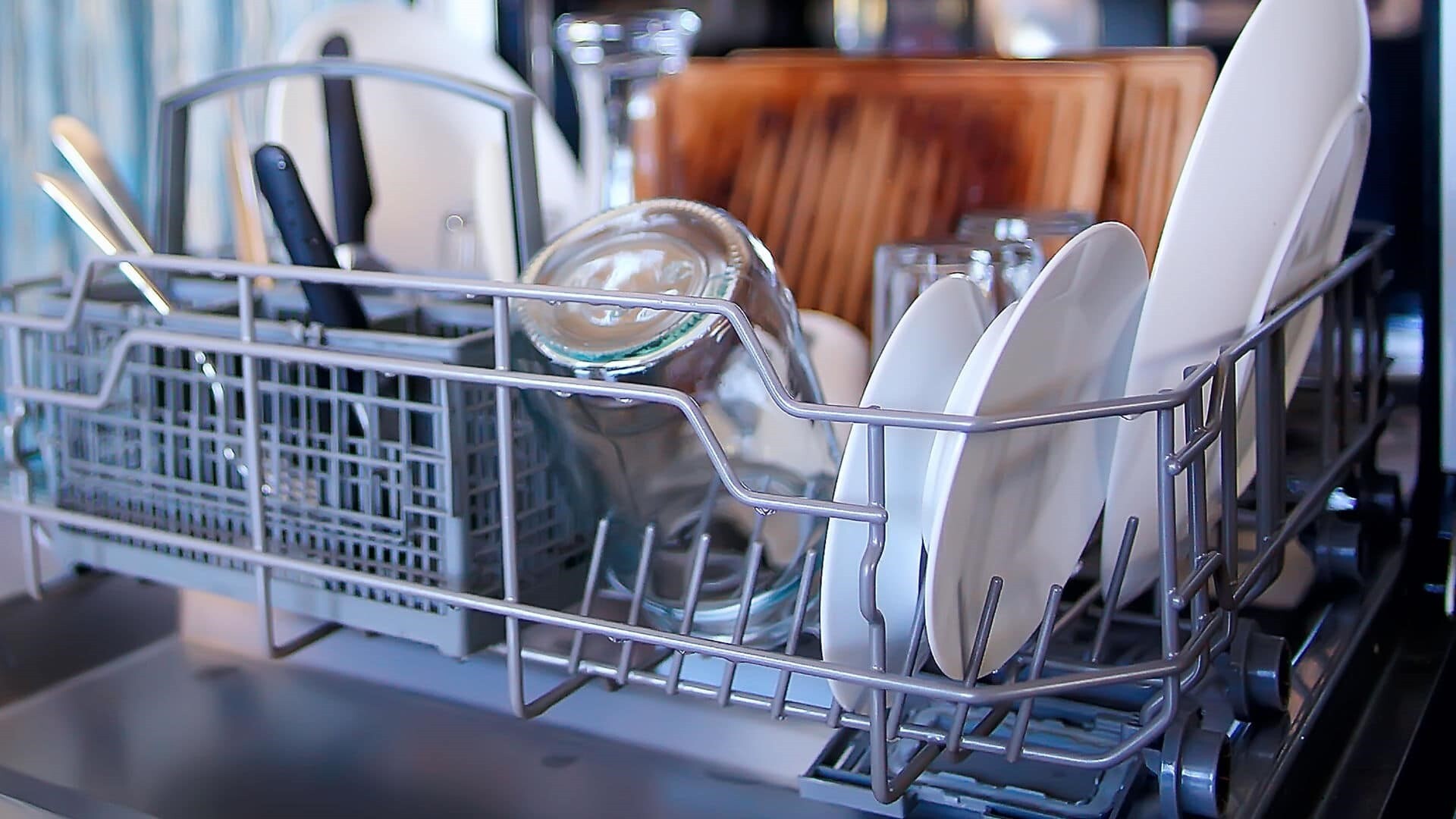 چگونه ماشین ظرفشویی اصل بوش را از تقلبی تشخیص دهیم؟!