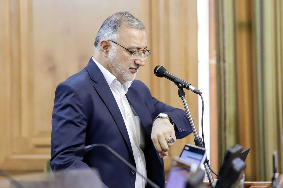 رکورد زاکانی در حکم ۴۳ روزه شهردار/ عمر کاری مدیران شهرداری کوتاه شد