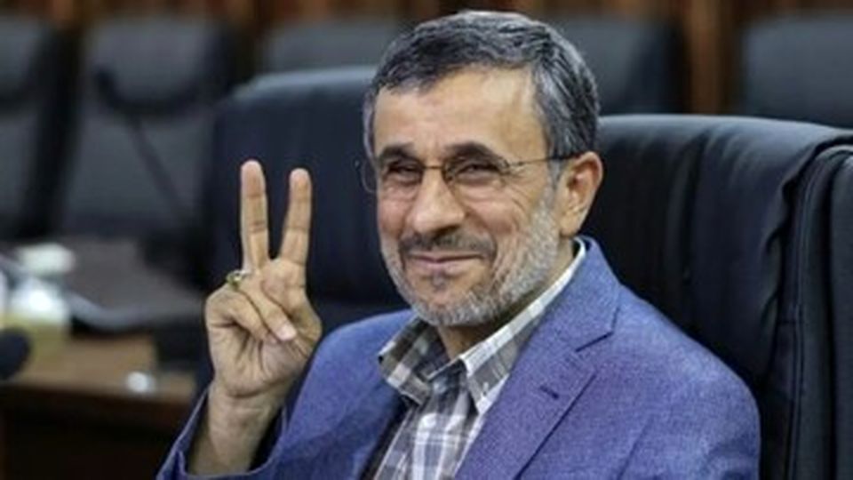 صابرین نیوز: احمدی نژاد تعهد داد، مجوز سفر گرفت