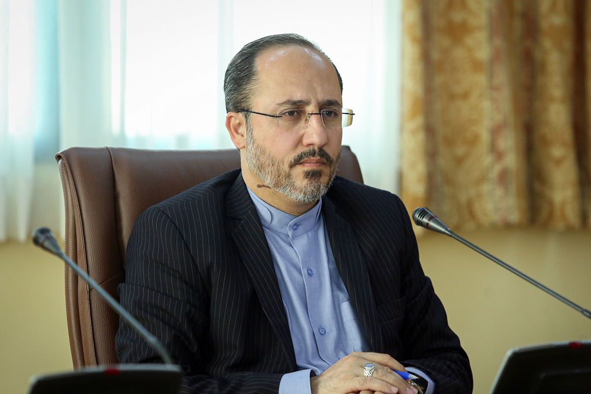 عصبانیت دبیر شورای اطلاع رسانی دولت از افشاگری روحانی: به خاطر همین دروغ‌هاست که ردصلاحیت شدی